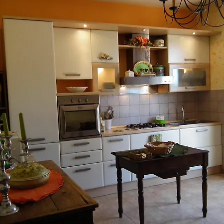 With One Bedroom In Viareggio, With Wonderful Mountain View Apartment